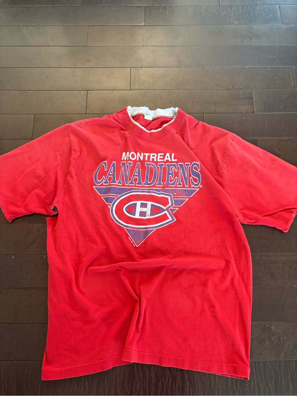 Vintage 90s Montreal Canadiens Red Graphic Tee